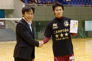 kfl14_cere-3.jpg kfl14_cere-3.jpg